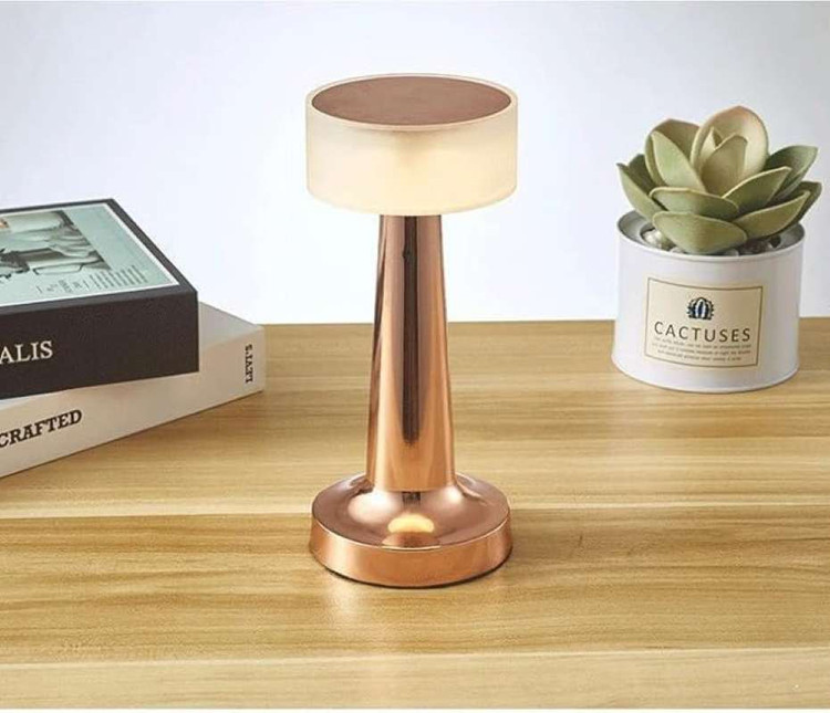 چراغ رومیزی LED طلایی LED DESK LAMP
