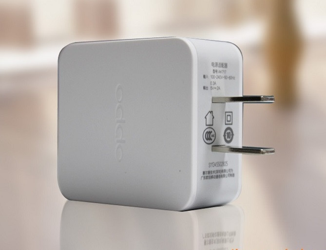 آداپتور برق 10 واتی oppo ، 5 ولت - 2 آمپر AK733 بدون کابل