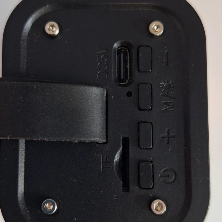 اسپیکر بیسیم شفاف با بیس قوی و نور RGB، درایور ۴۰ میلیمتری A036 PLUS