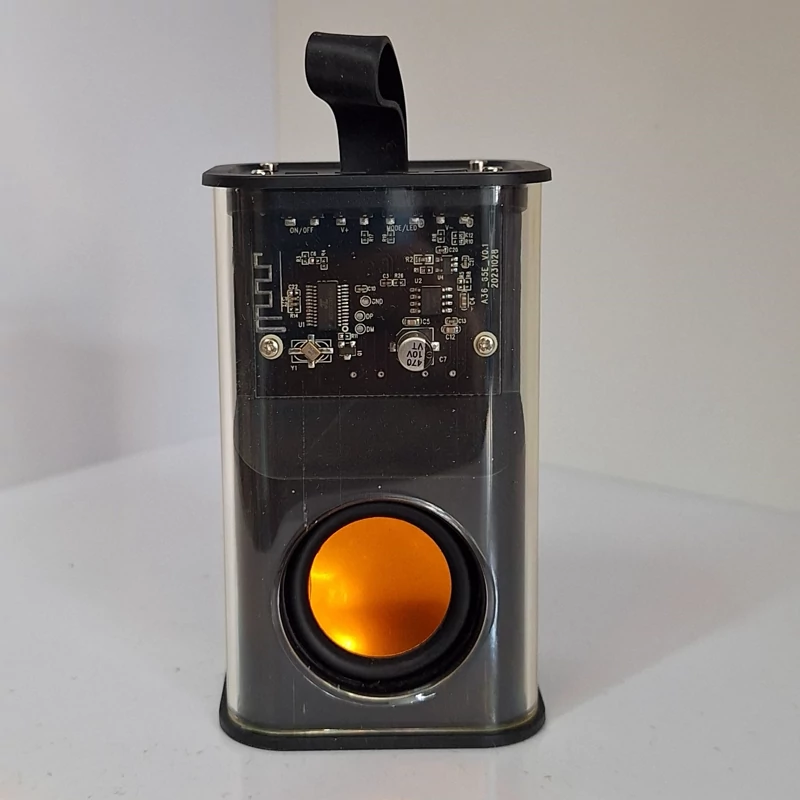 اسپیکر بی‌سیم شفاف با بیس قوی و نور RGB، درایور ۴۰ میلی‌متری A036 PLUS